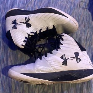 Mid under armor shoes